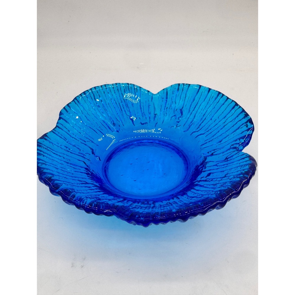 Bowl Viking Glass Bluenique Blue Flower Petal 6.5" MCM 1960s Lotus Vintage